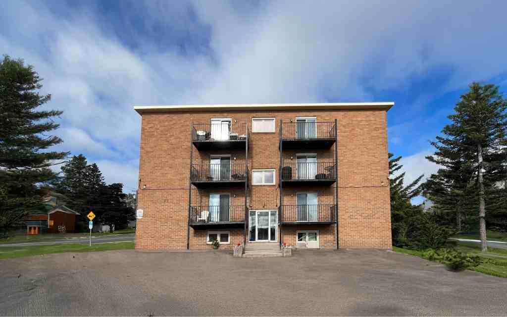 21 Connaught Avenue - Photo 7 of 7