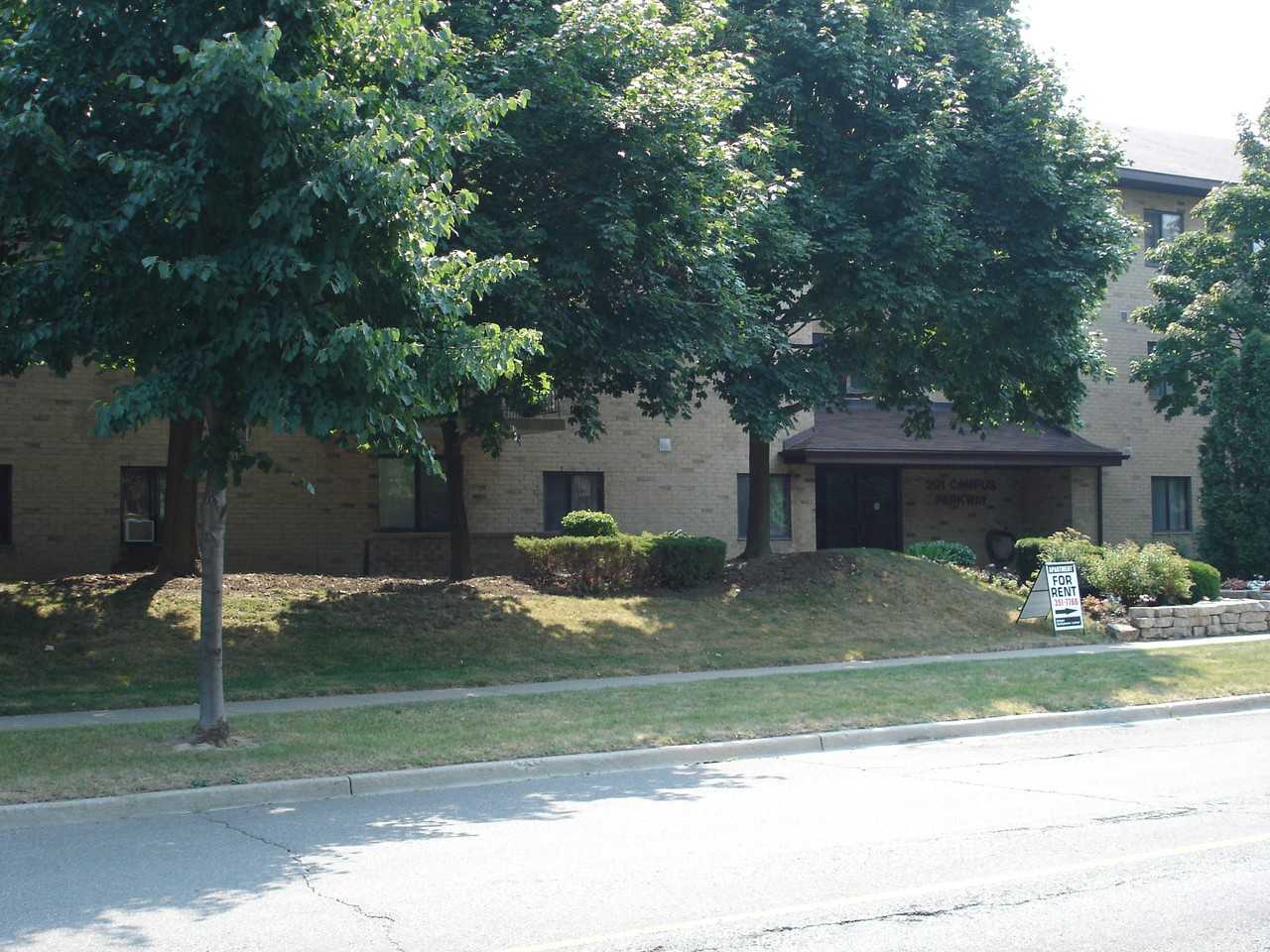 201 CAMPUS PARKWAY - Photo 2 of 2