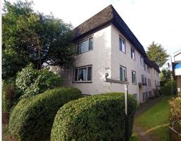 featured image of 4141 Oak St