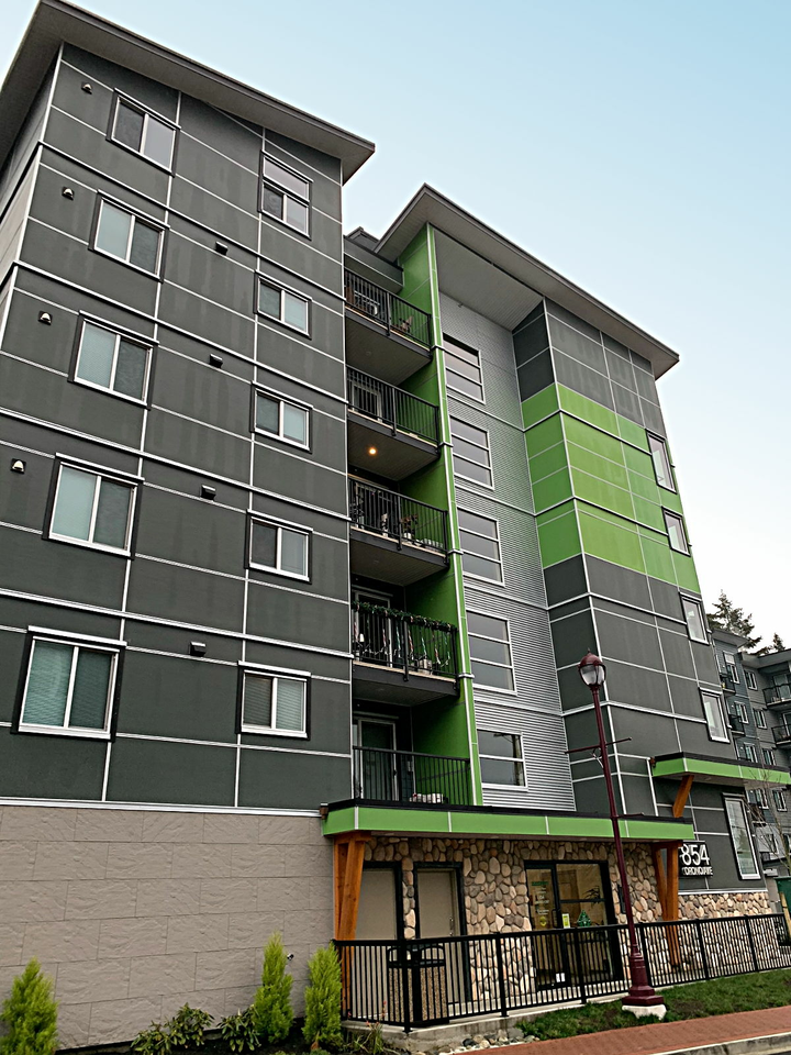 Orono Place Apartments - Photo 5 of 13