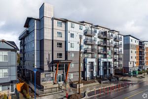 featured image of 980 Bray Ave