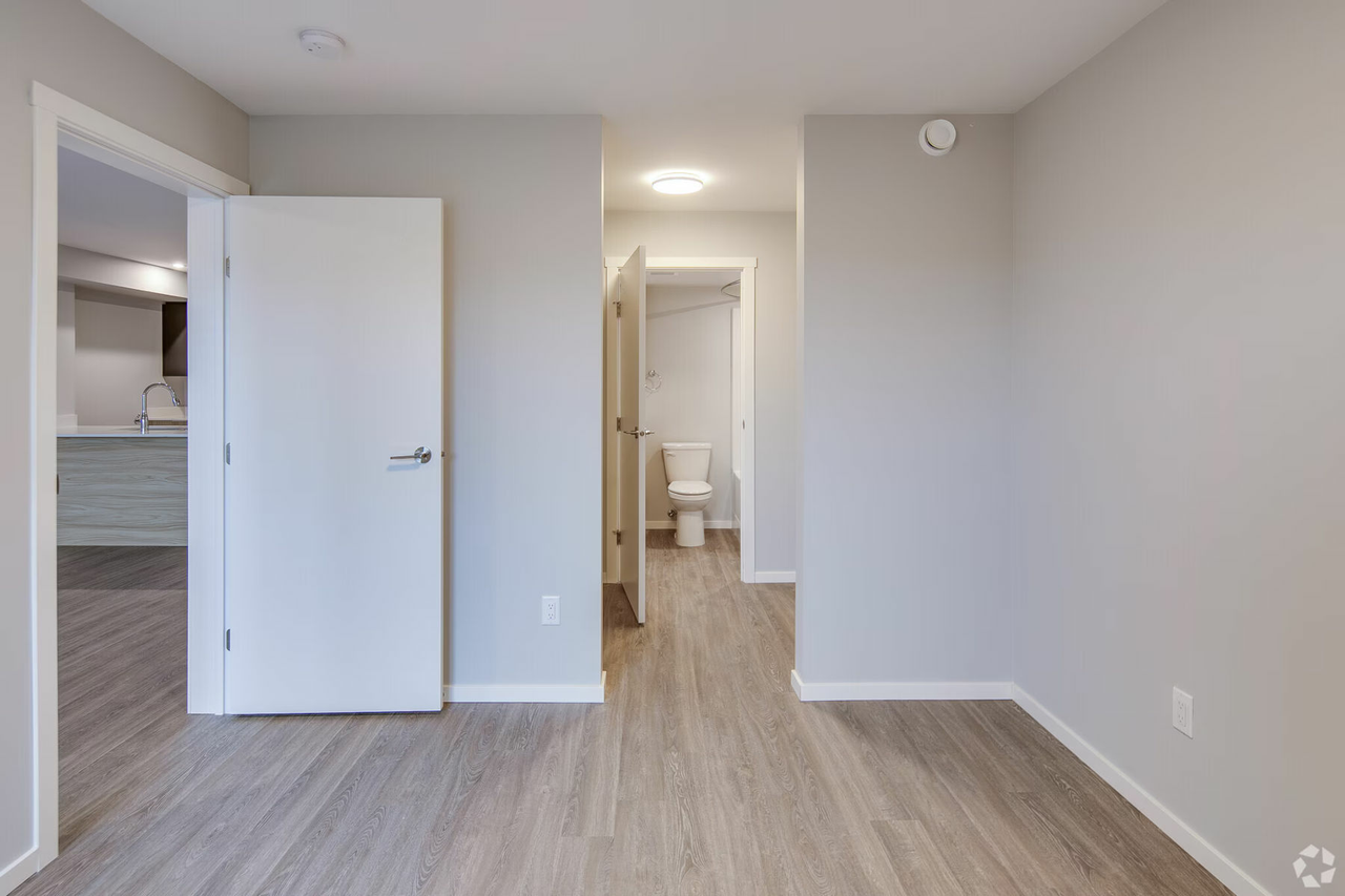 Bray Park Apartments - Photo 7 of 50