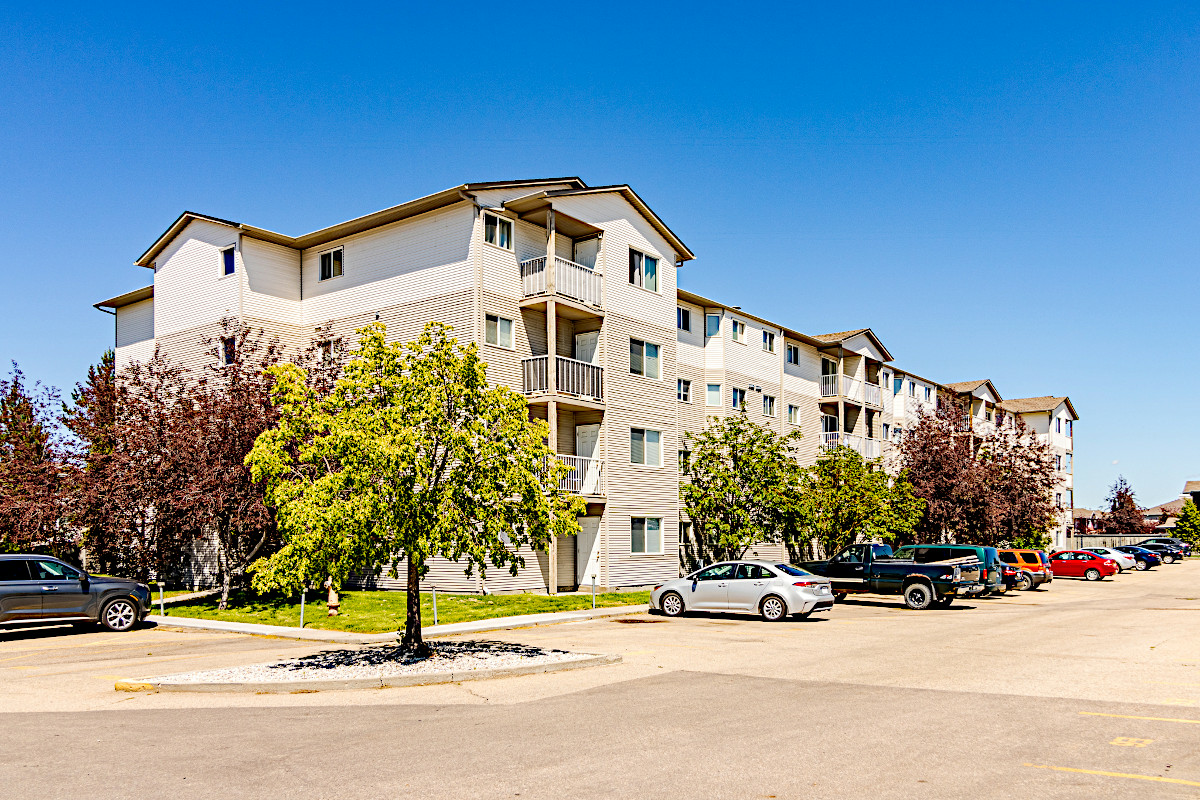 Bridgewood Apartments - Photo 3 of 3