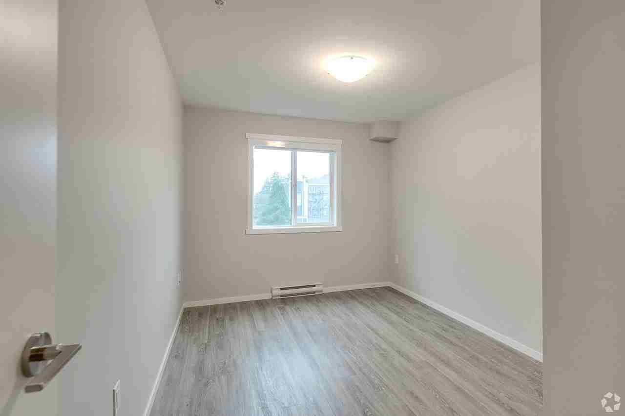 Braywood Place Apartments - Photo 4 of 45