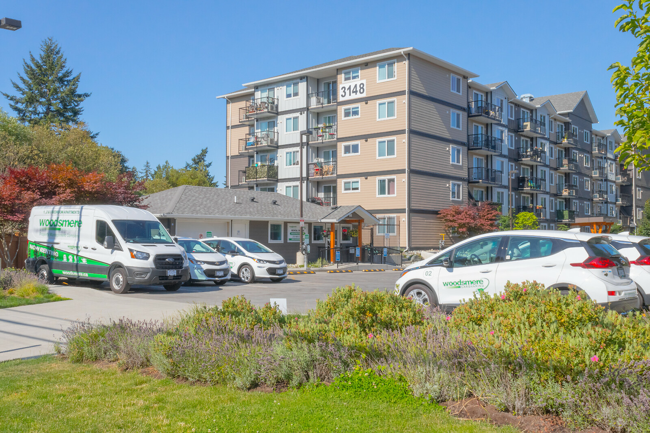 Belmont Place Apartments - Photo 2 of 13