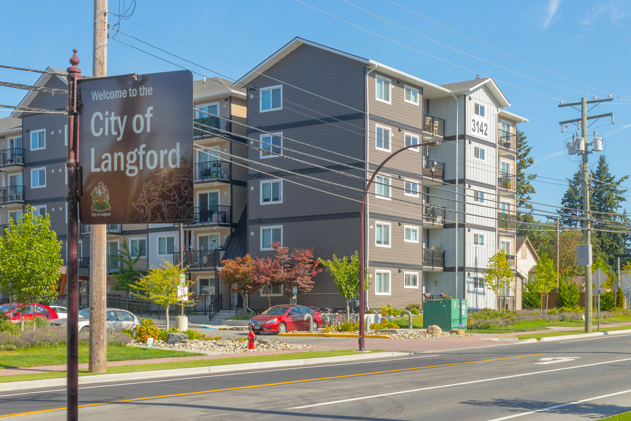 Belmont Place Apartments - Photo 4 of 13