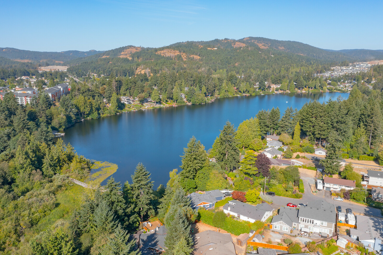 Belmont Place Apartments - Photo 7 of 13