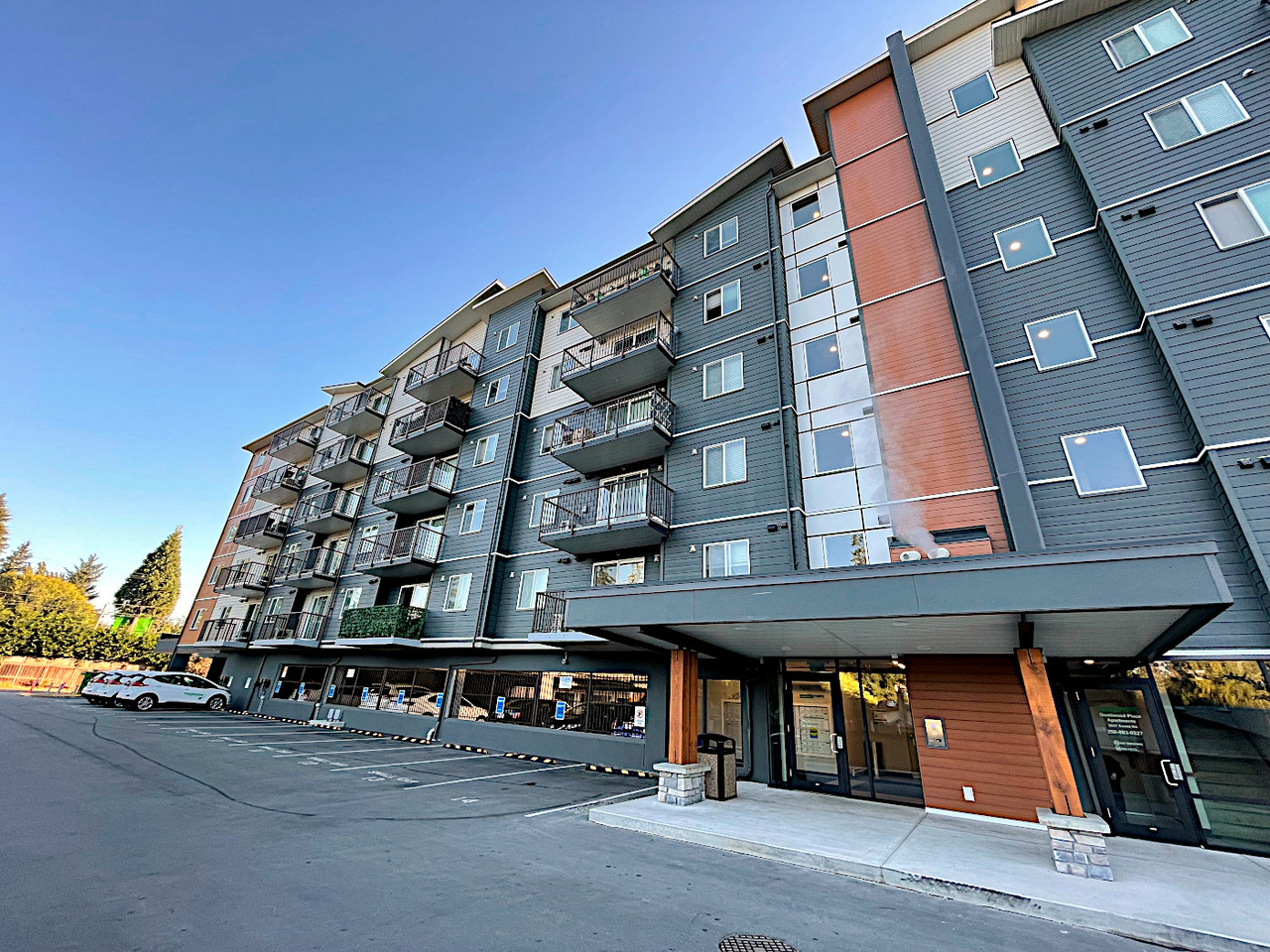 Quailwood Place Apartments - Photo 3 of 9