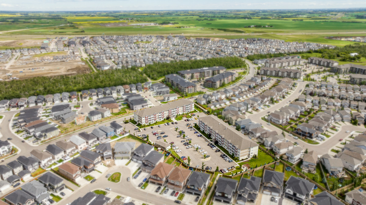 McConachie Place Apartments - Photo 4 of 11