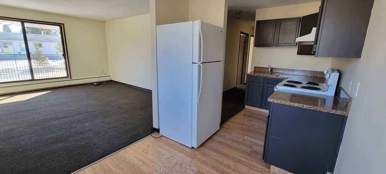 819 6 Ave - Photo 6 of 15