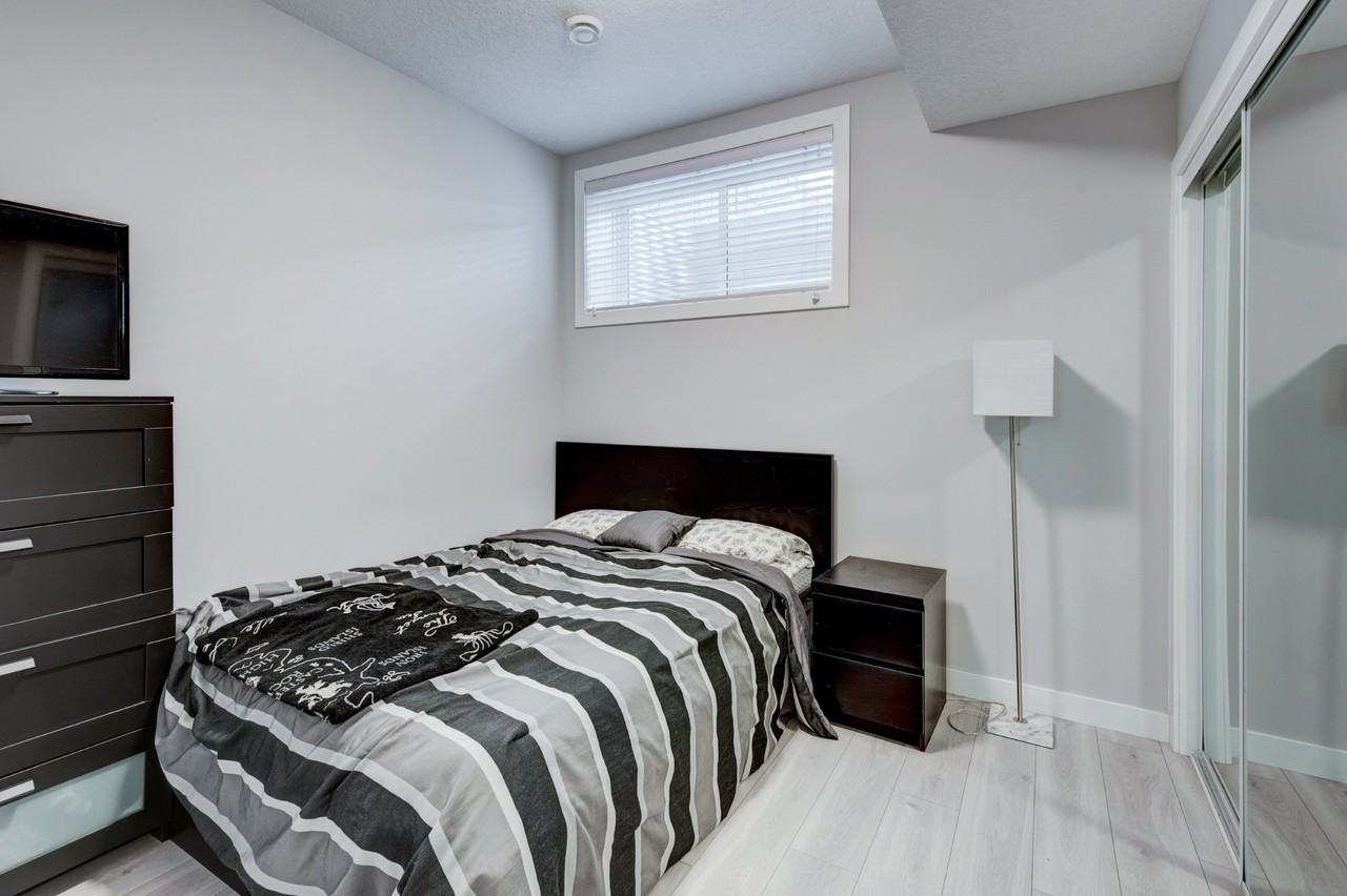 144-B Walcrest Blvd SE - Photo 7 of 12