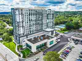 featured image of 870 Queenston Rd