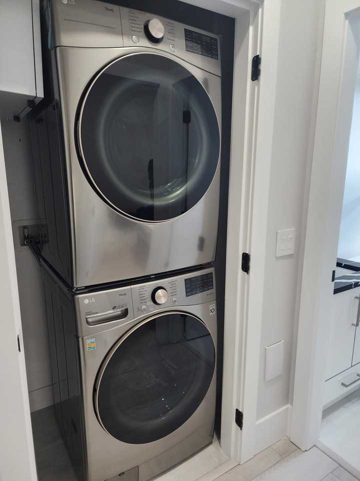 1789 East 57th Avenue - Photo 7 of 9