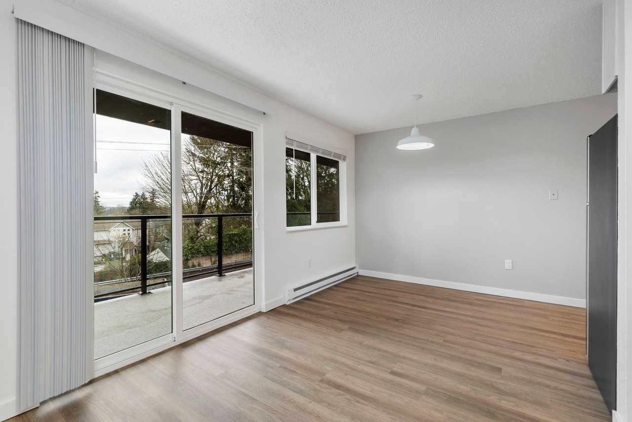 Sunset Flats - Photo 7 of 40