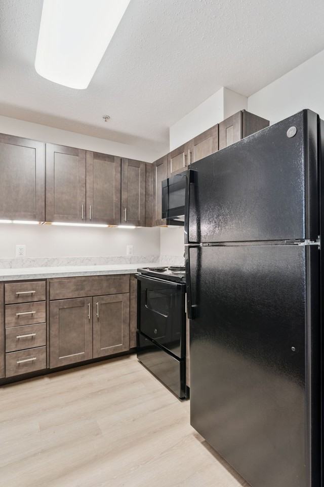 Park Heights Place - Photo 4 of 18