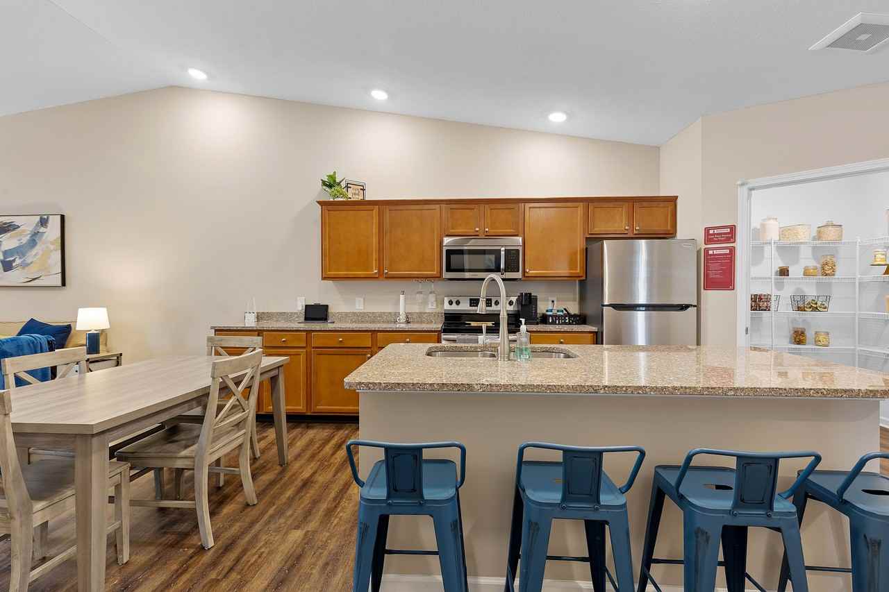 Redwood Tipp City - Photo 5 of 19