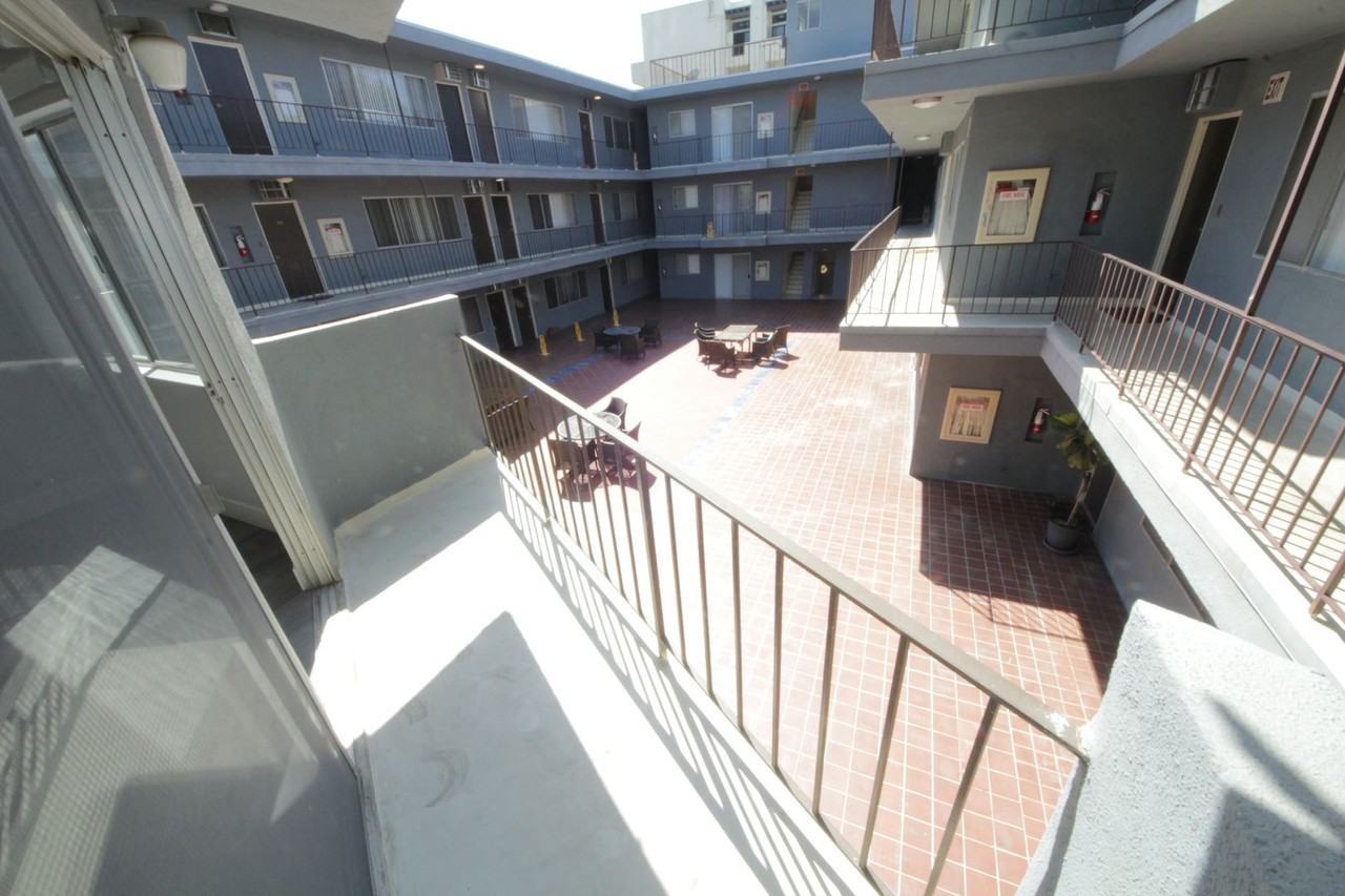 Mayfield Manor, LLC - Photo 5 of 29