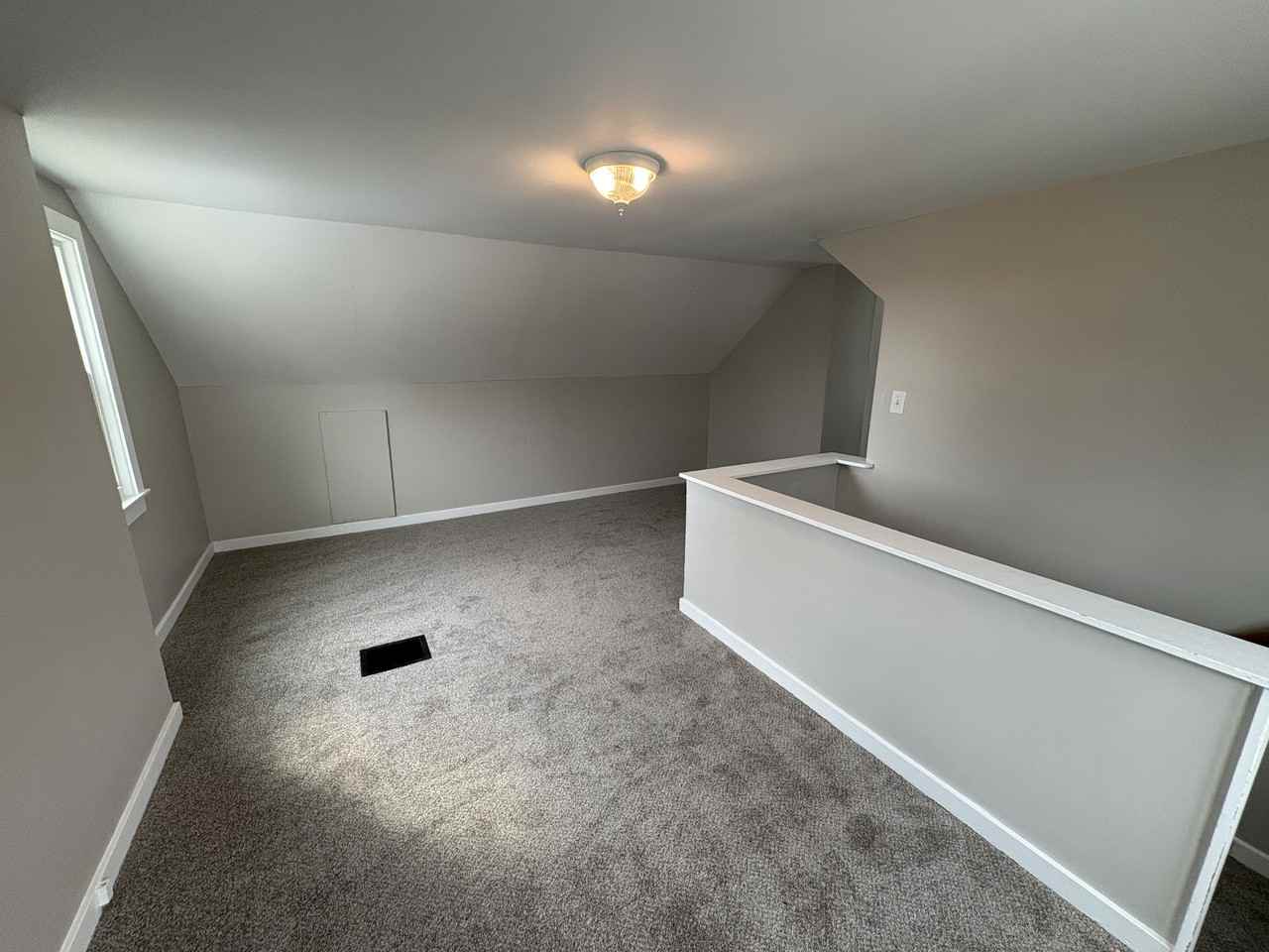 3820 North Ashton Avenue - Photo 6 of 8