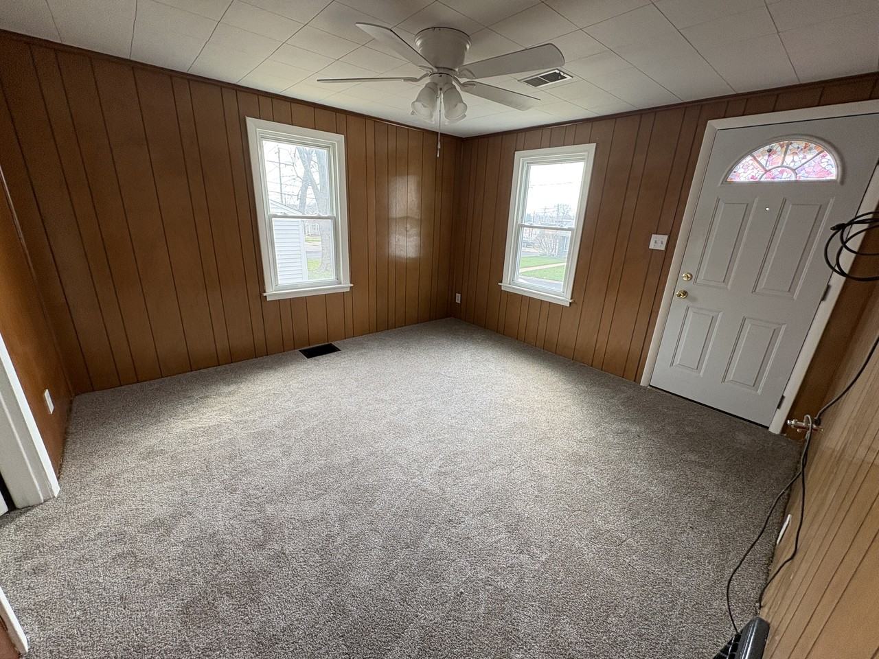 3820 North Ashton Avenue - Photo 7 of 8