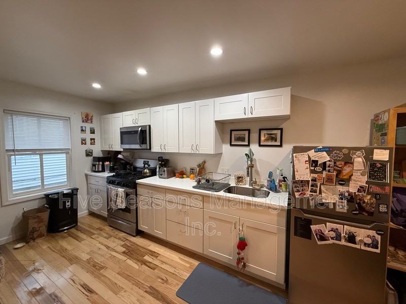 48 Murray St - Photo 5 of 15