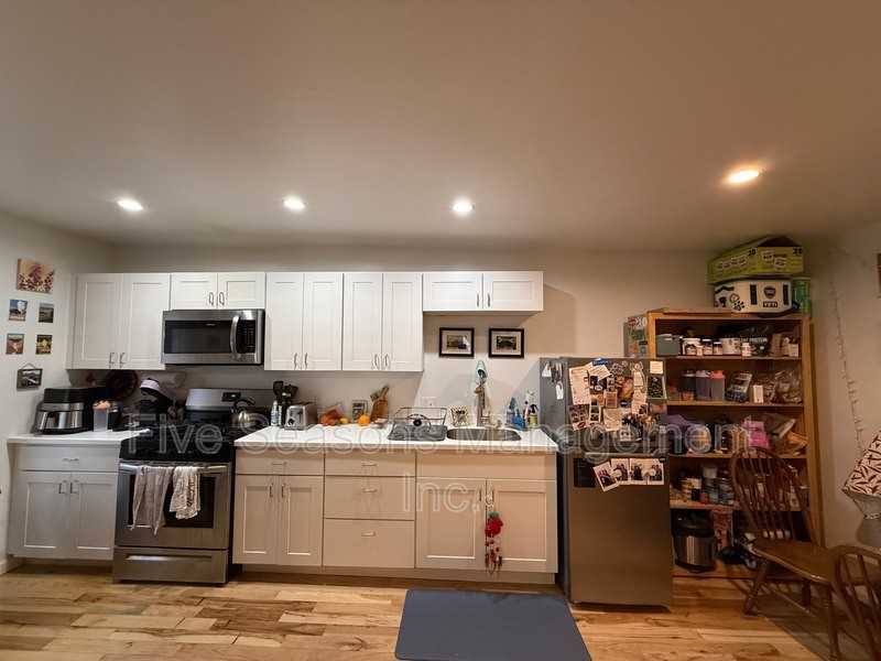 48 Murray St - Photo 6 of 15