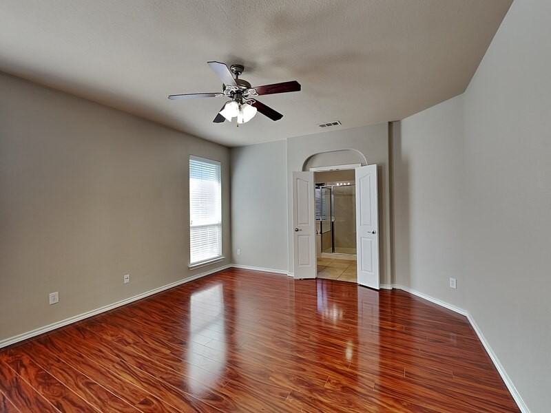 6204 Kristen Dr - Photo 7 of 17