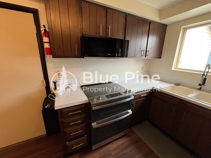 1656 S Fairway Dr - Photo 6 of 29