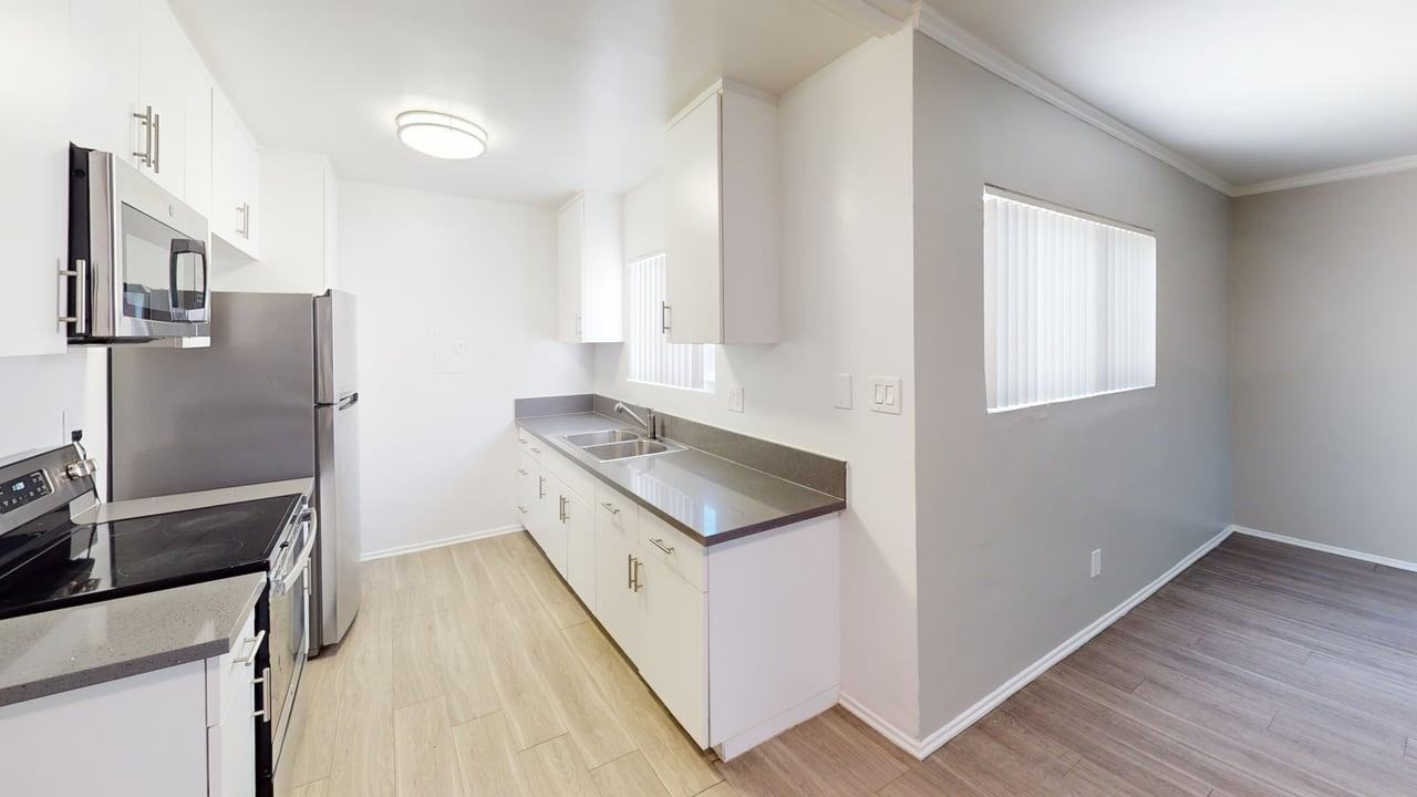 Chateau 16930 Blackhawk Apartments, LLC - Photo 6 of 10