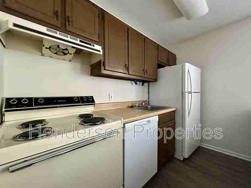 1418 Riverview Rd #D - Photo 4 of 6