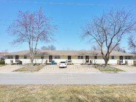 featured image of 115 W Orchard St