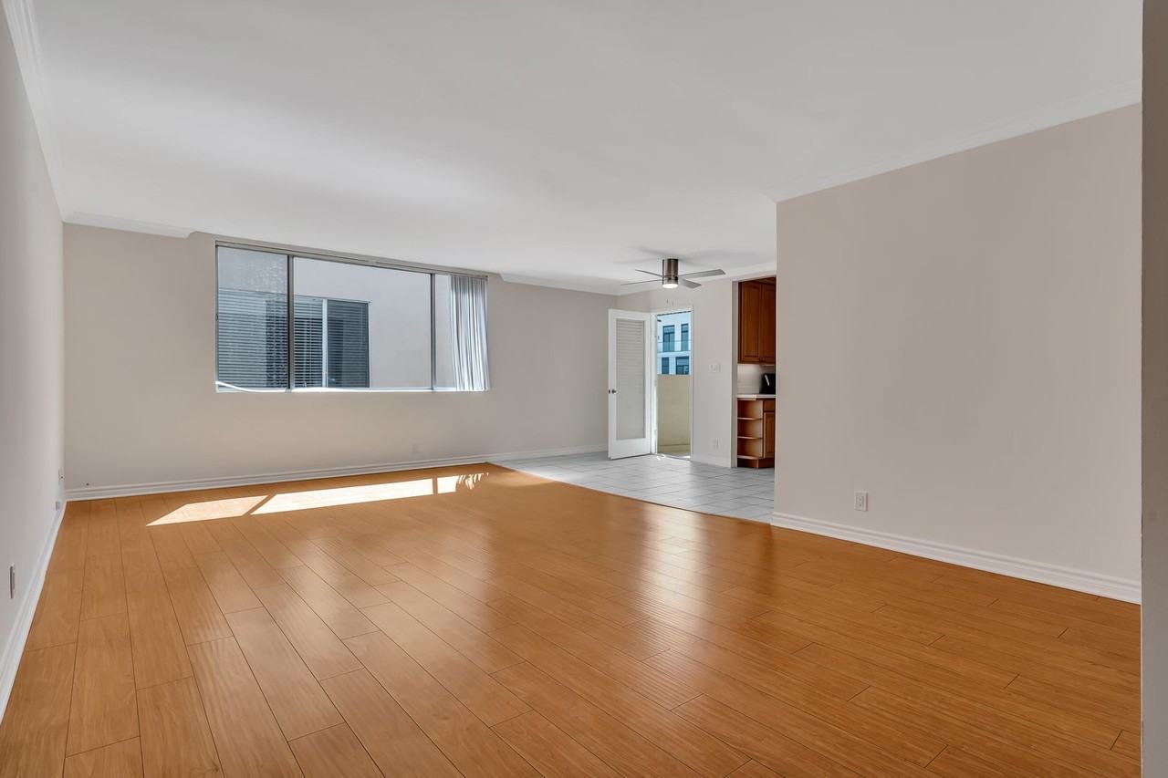 432 N Palm Dr - Photo 6 of 50