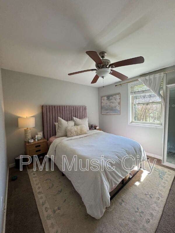 197 Hicks Rd - Photo 7 of 10