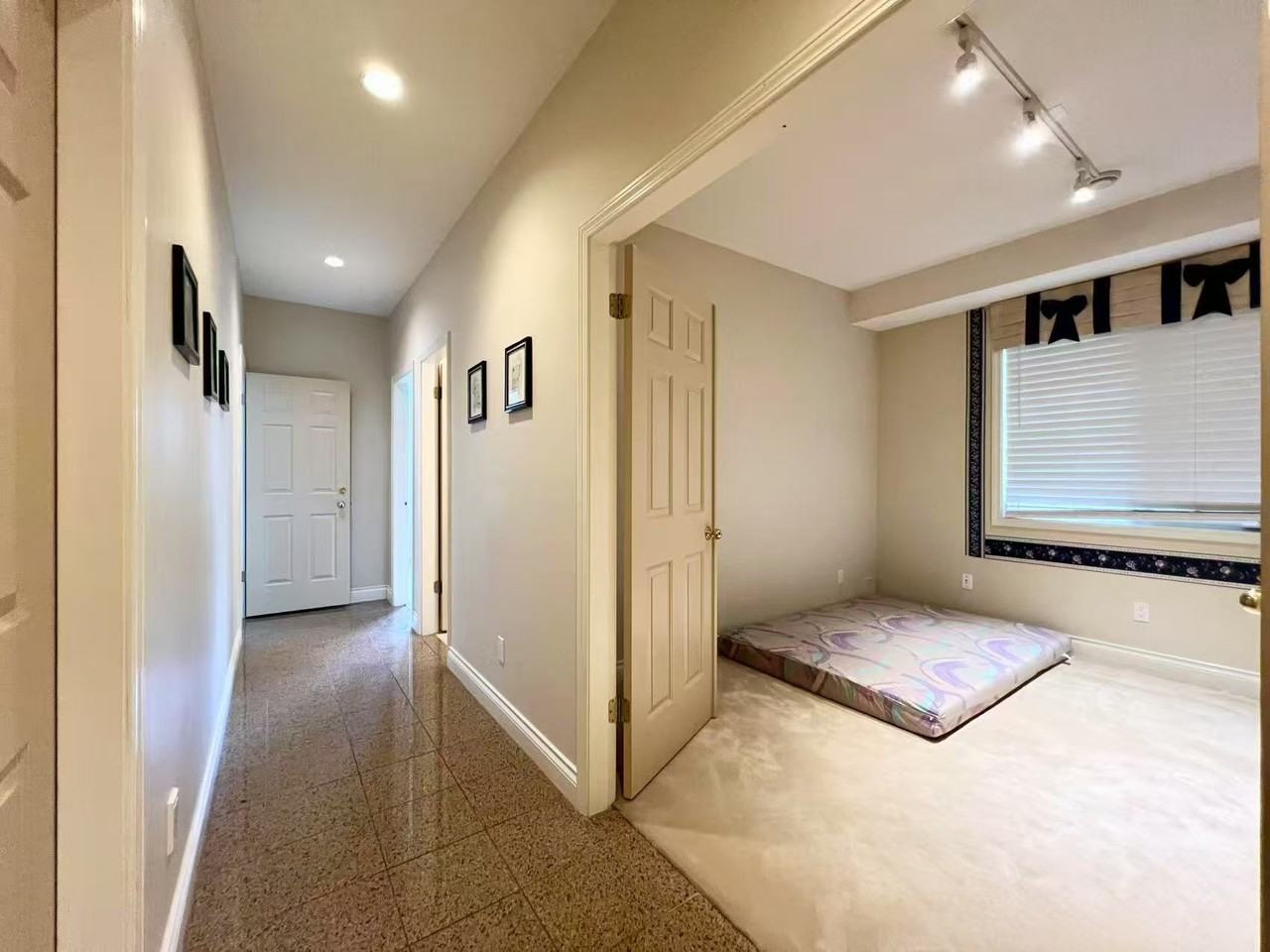 7591 Tweedsmuir Avenue #x - Photo 4 of 8