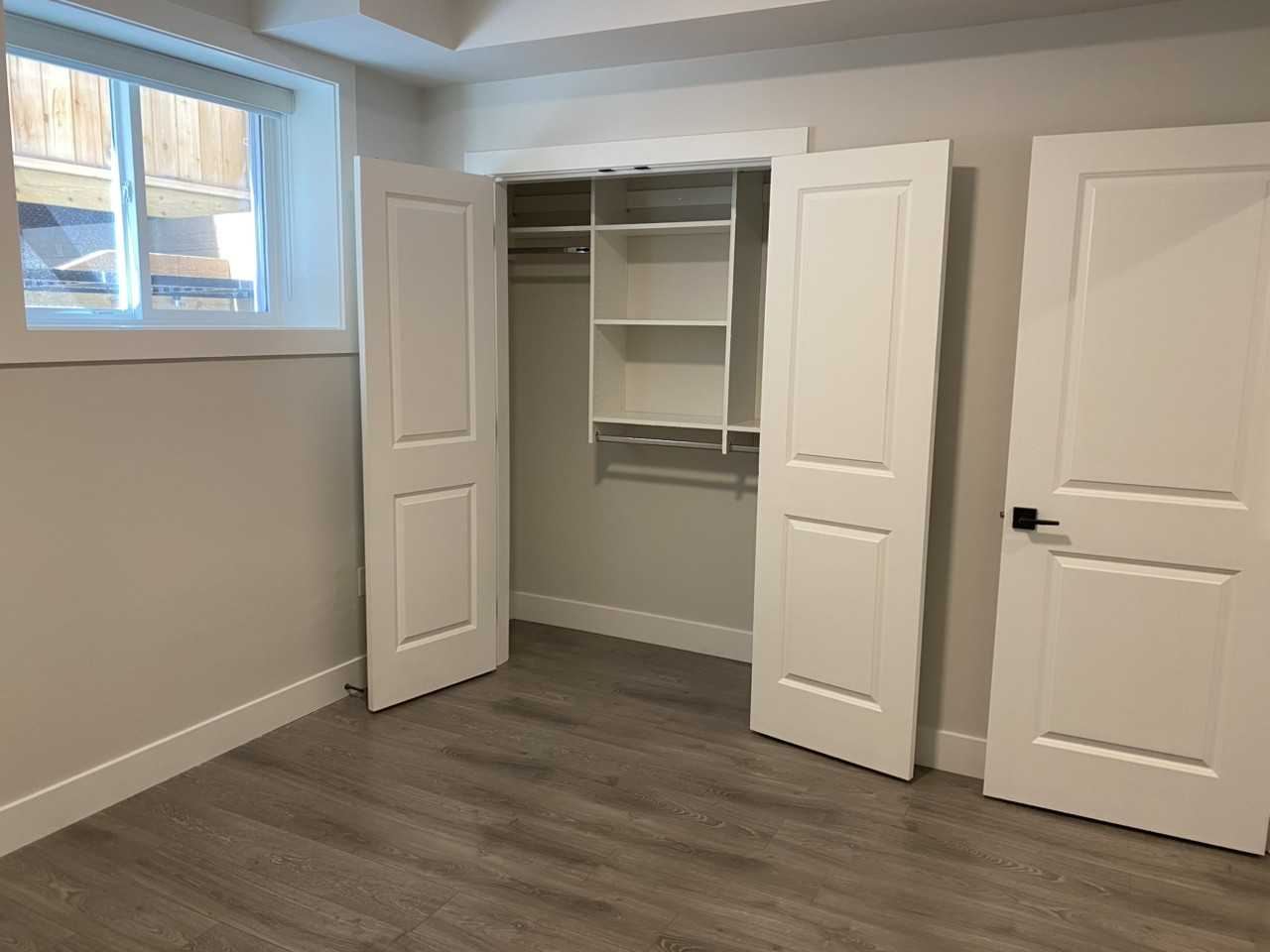 16689 17B Ave - Photo 4 of 4