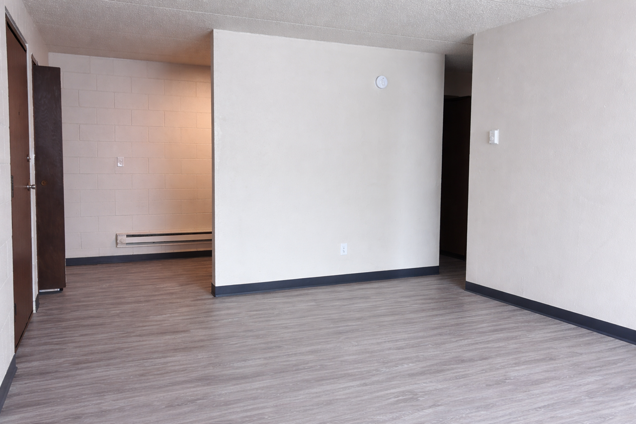 Darcys Apartments - Photo 2 of 5