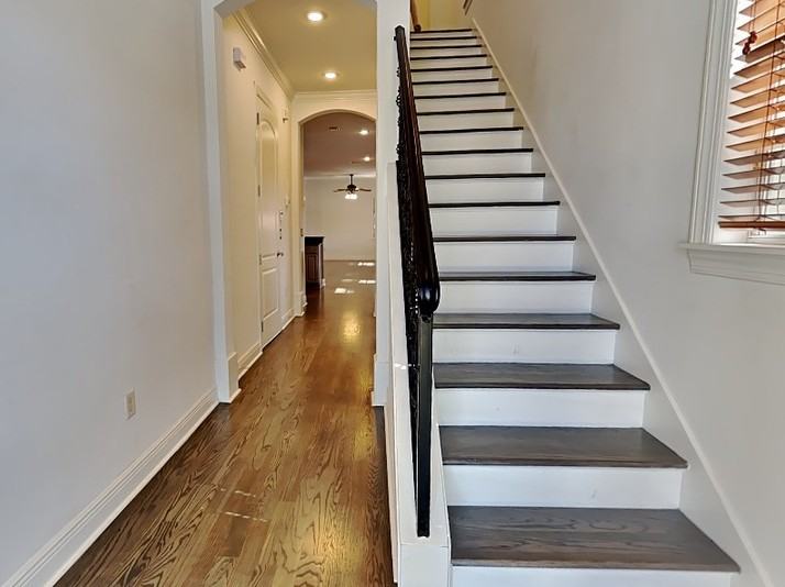 422 S Habana Ave - Photo 2 of 26