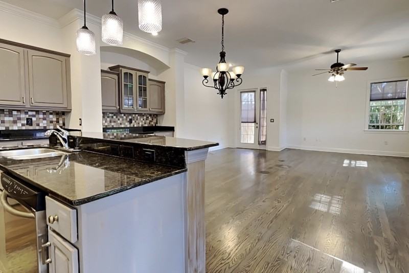 422 S Habana Ave - Photo 7 of 26