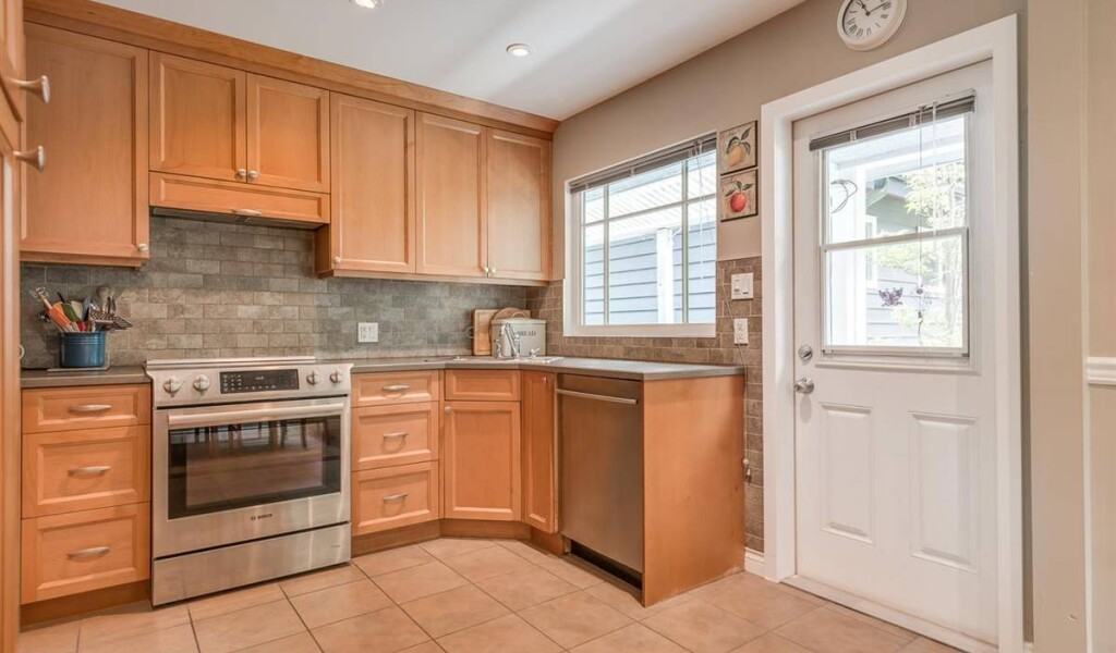 1697 Kilmer Road - Photo 7 of 24