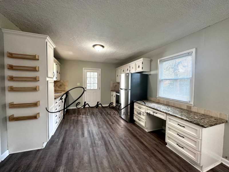 513 Nw Ward Ln - Photo 4 of 14