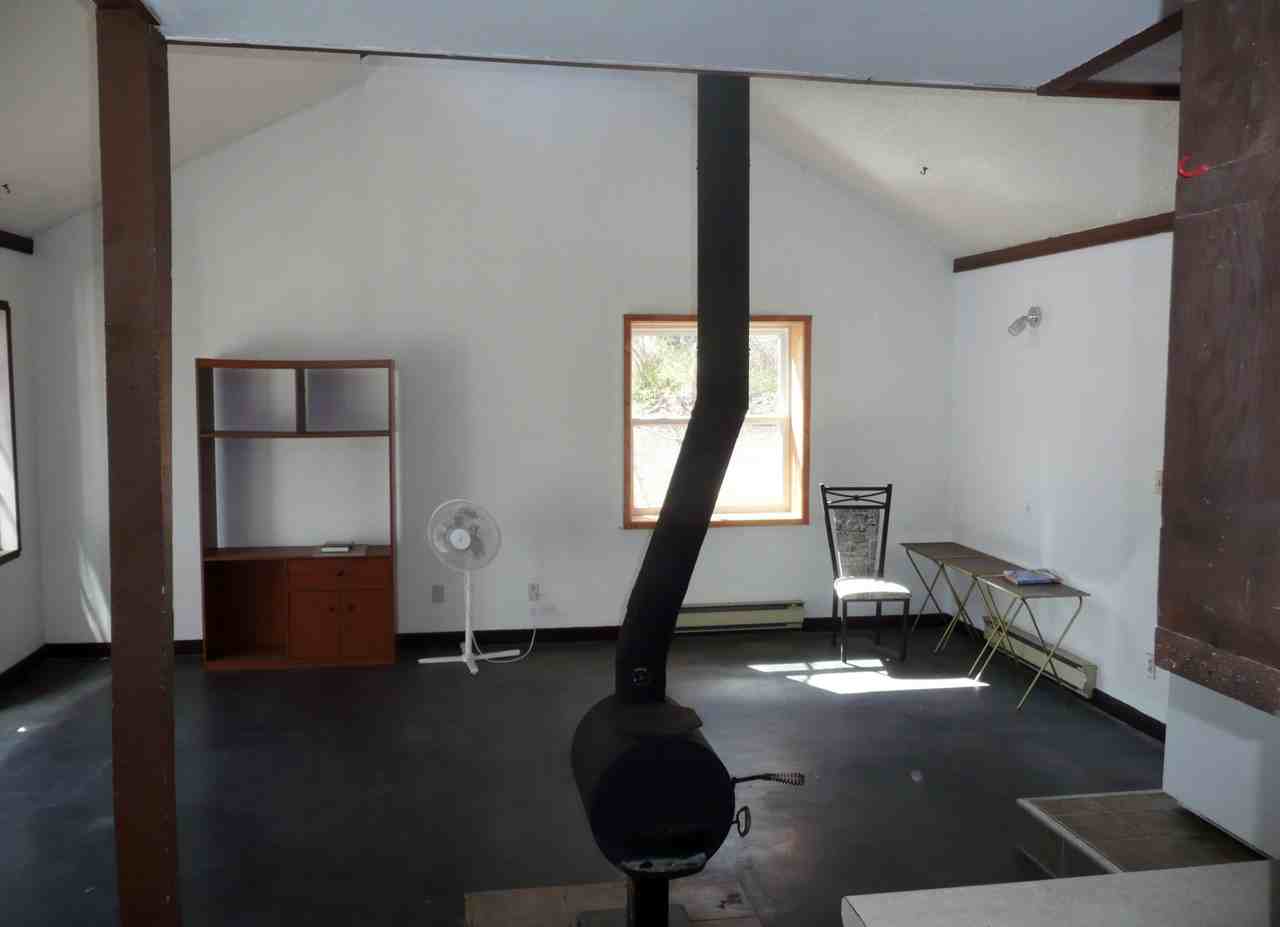 5008 Deer Run Lane - Photo 6 of 17