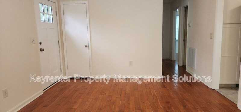 825 Highland Ave - Photo 4 of 27