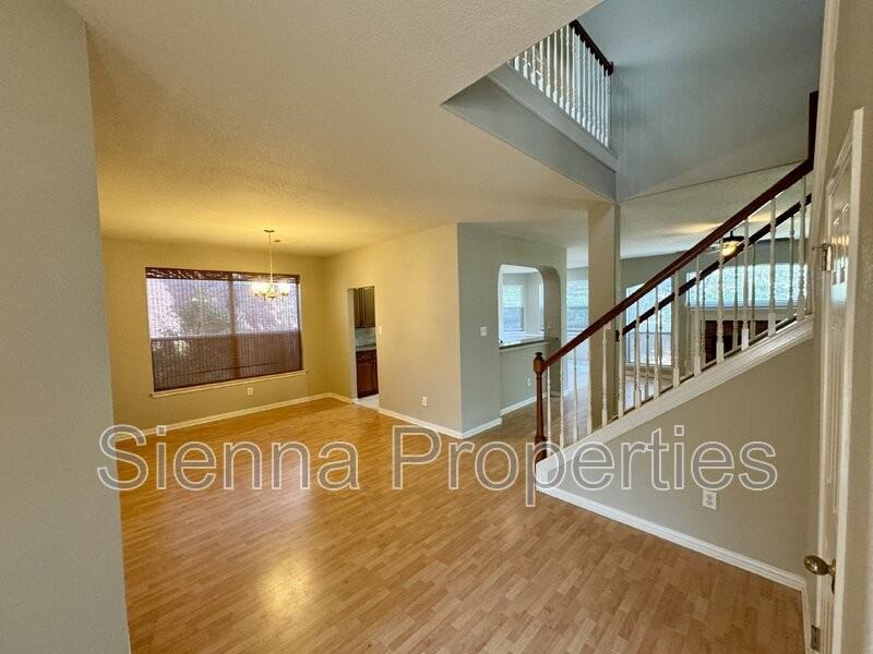 1507 Avery Elissa Ln - Photo 5 of 35