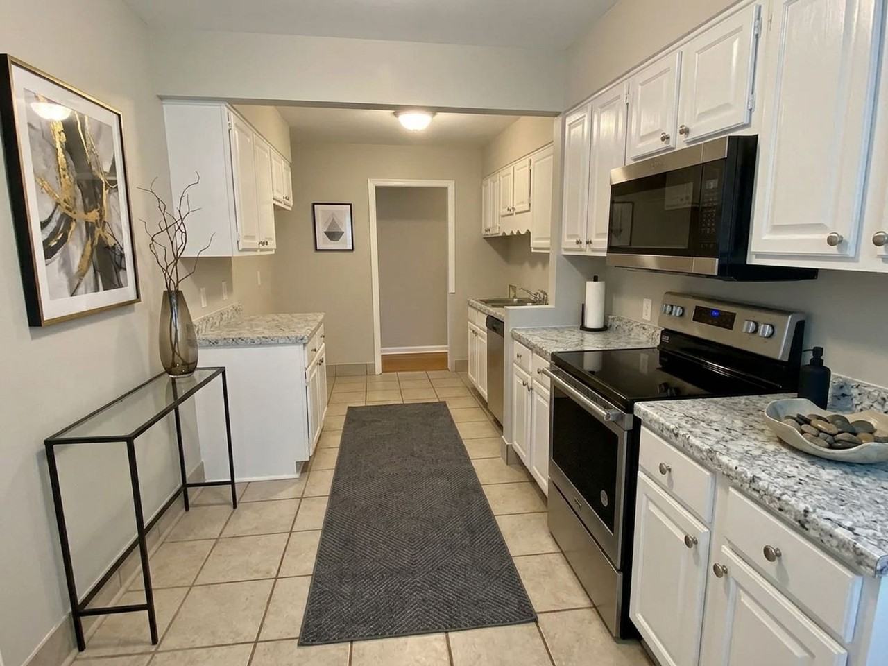 1434 Marcia Rd - Photo 2 of 10