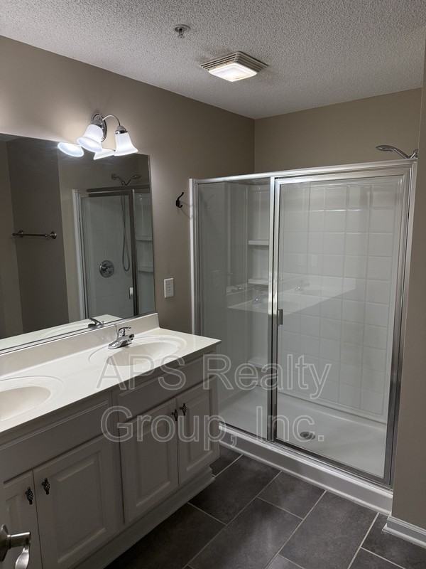 130 Shallowford Reserve Dr #101 - Photo 7 of 8