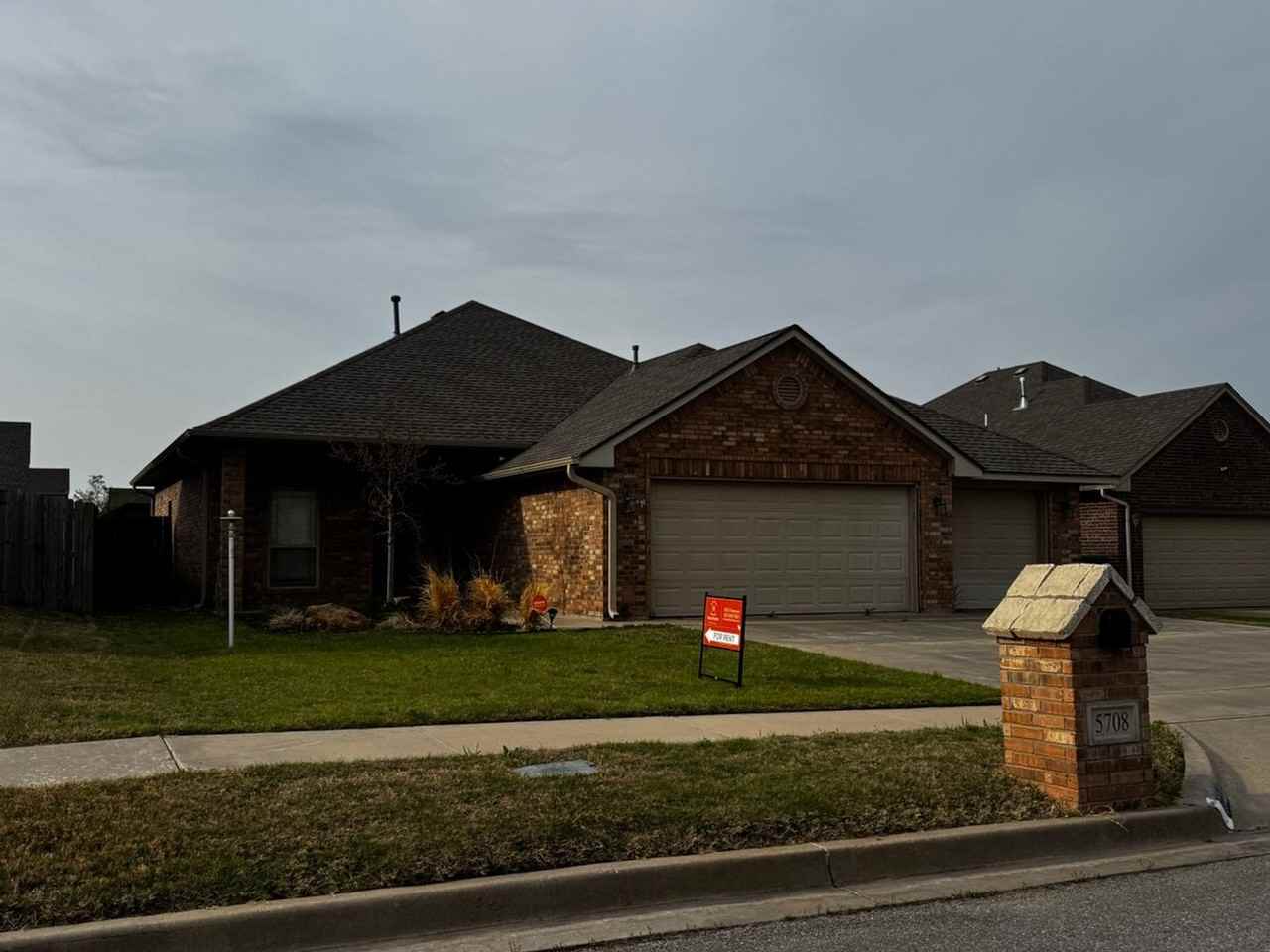 5708 Valor Ave - Photo 2 of 23