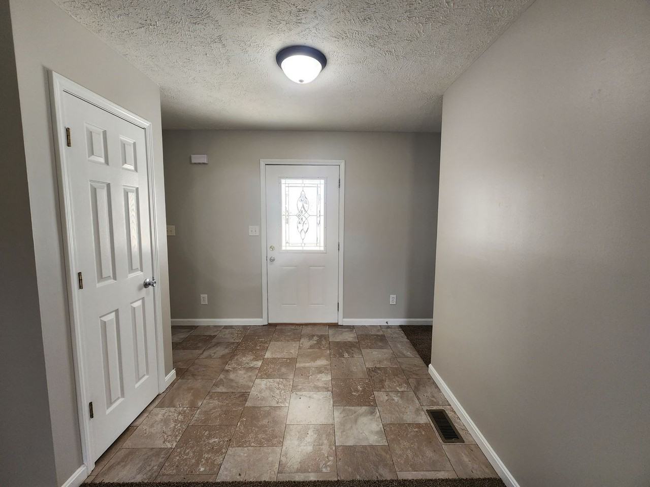 7976 E Audrey Ave - Photo 3 of 14