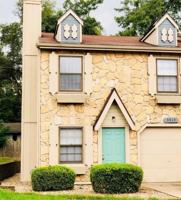 featured image of 3010 Bainbridge Cir