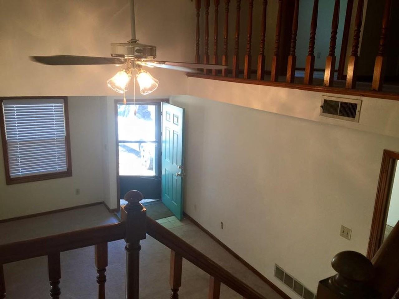 3010 Bainbridge Cir - Photo 6 of 12