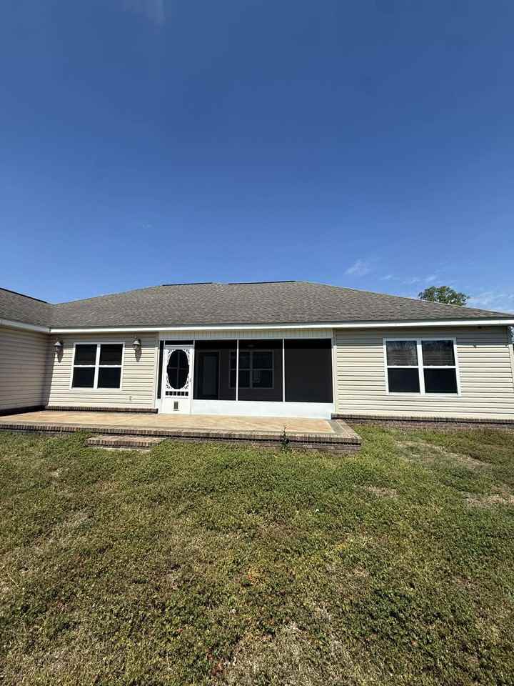 708 Sandstone Dr #1 - Photo 2 of 10