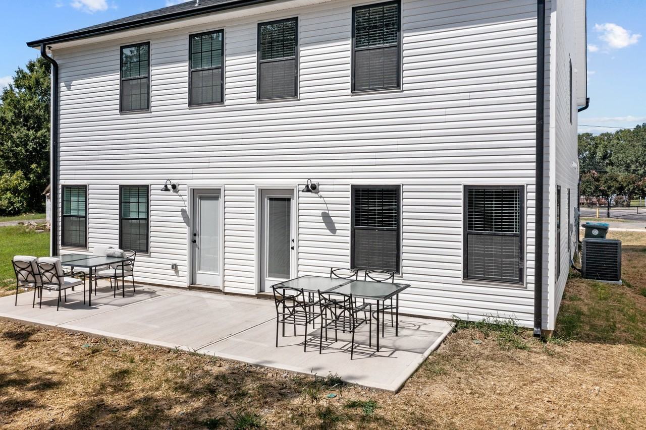 808 Crown Point Dr #1 - Photo 5 of 38